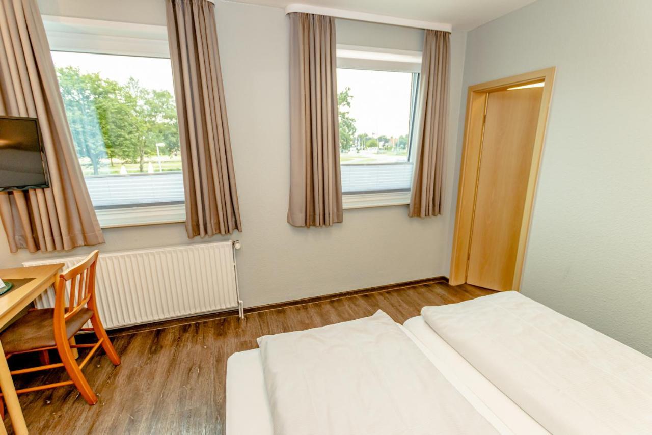 Hotel Herbers Südbrookmerland Екстериор снимка